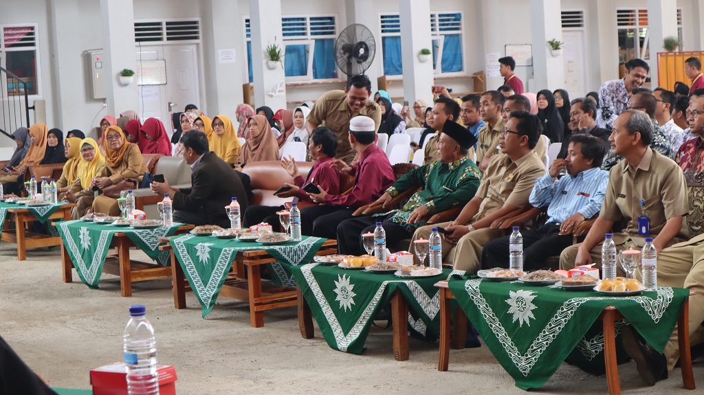 SEMINAR NASIONAL “STRATEGI PERCEPATAN PERTUMBUHAN SEKOLAH MUHAMMADIYAH”