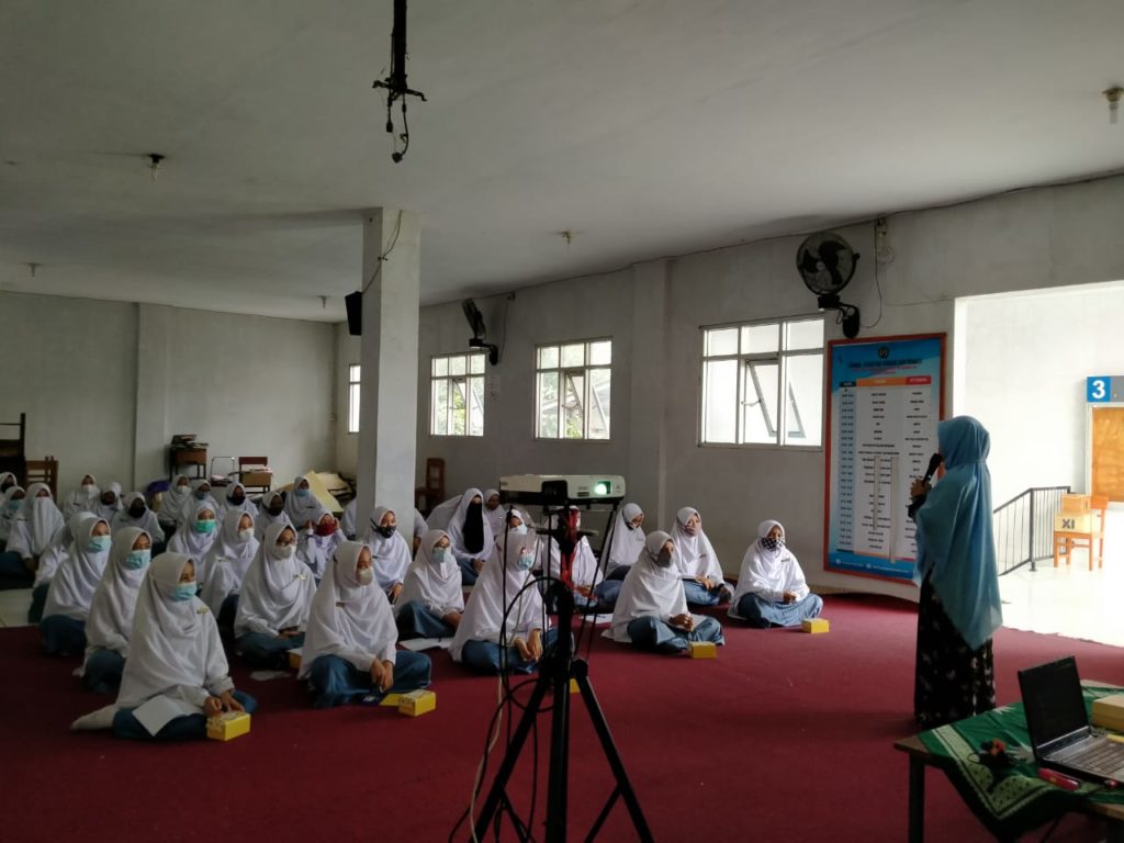 KEGIATAN MENGAJAR TPQ SANTRI PPM ZAMZAM PUTRI