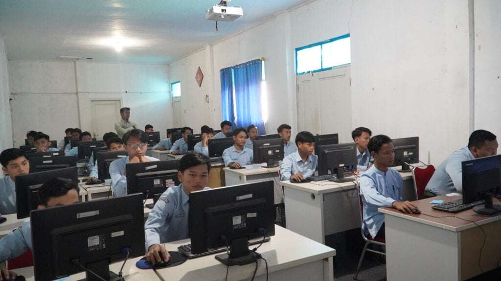 UJIAN TOAFL SMA MBS ZAM-ZAM CILONGOK