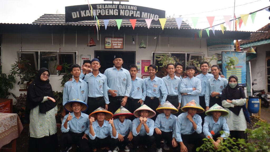 ECOPRINT DAPAT DIJADIKAN EKTRAKURIKULER DI SMA MBS ZAM-ZAM