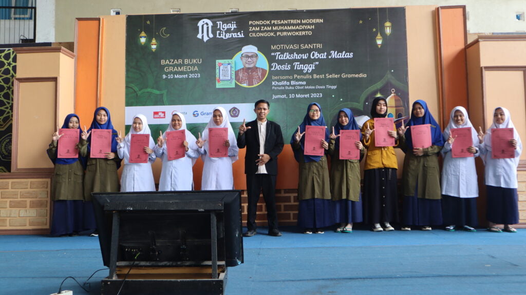 PARA JUARA LOMBA KARYA TULIS DAN SENI (LKTS) 2022