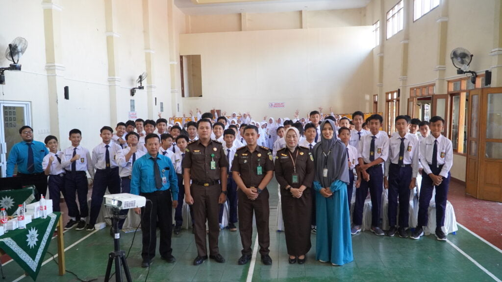 JAKSA MASUK PESANTREN  #Menambah Khasanah Ilmu Hukum Langsung dari Para Jaksa