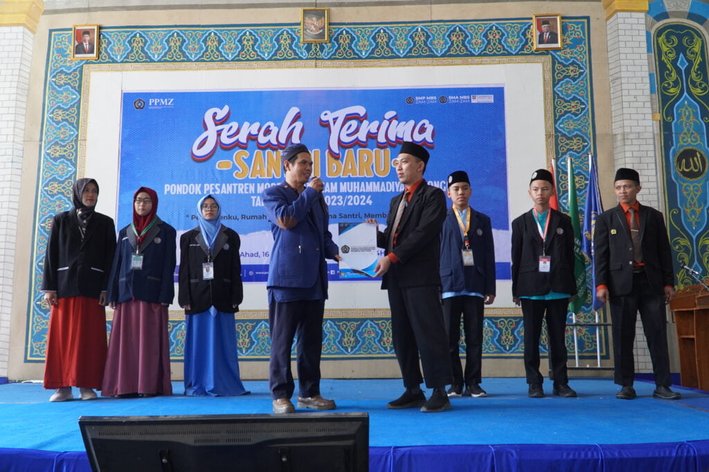 Serah Terima Santri Baru PPM Zam-Zam Muhammadiyah Tahun Ajaran 2023-2024