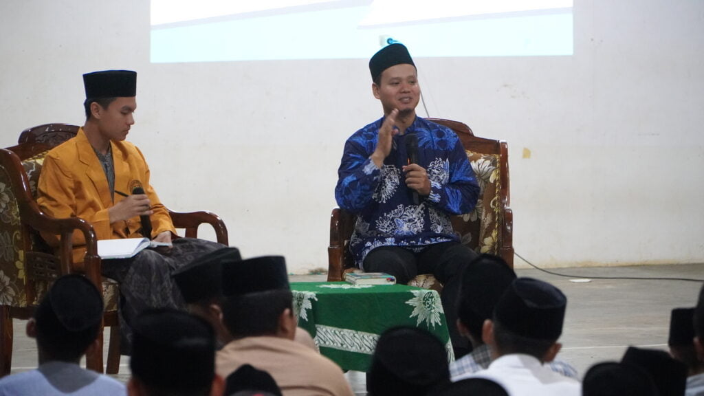 PELATIHAN MENGHAFAL AL QURAN DENGAN METODE TIKRAR BERSAMA USTADZ ARI PRIYATNO              #Hafal Tanpa Menghafal