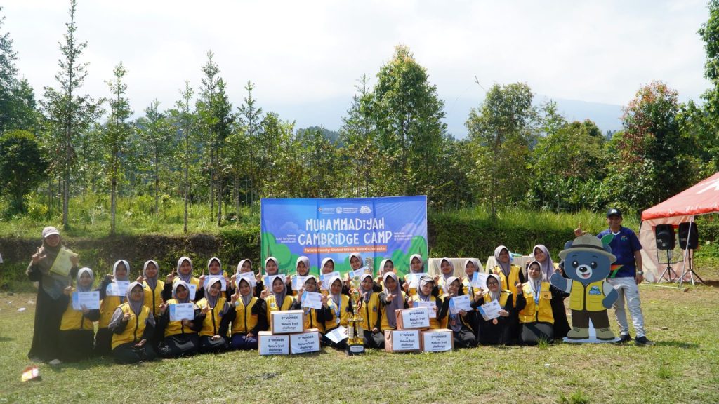 KETUA PDM BANYUMAS, MCC MEMBENTUK GLOBAL MUSLIM #SMA MBS Zam-Zam Raih Juara Umum